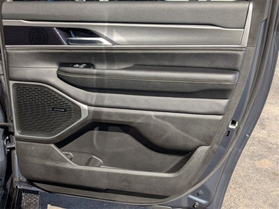 2025 Jeep Wagoneer L Series II