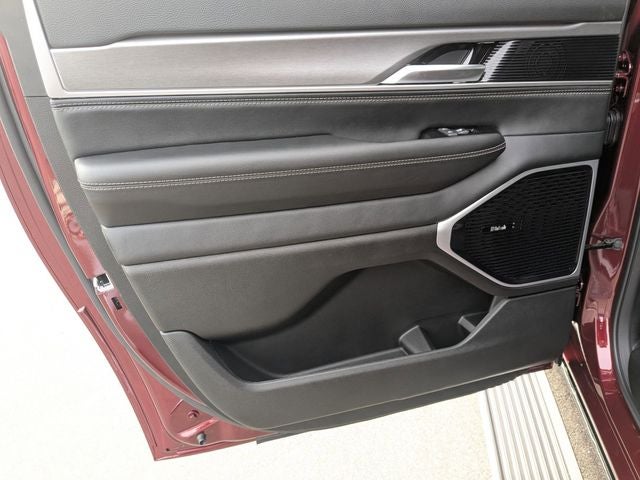 2026 Jeep Grand Wagoneer L Base