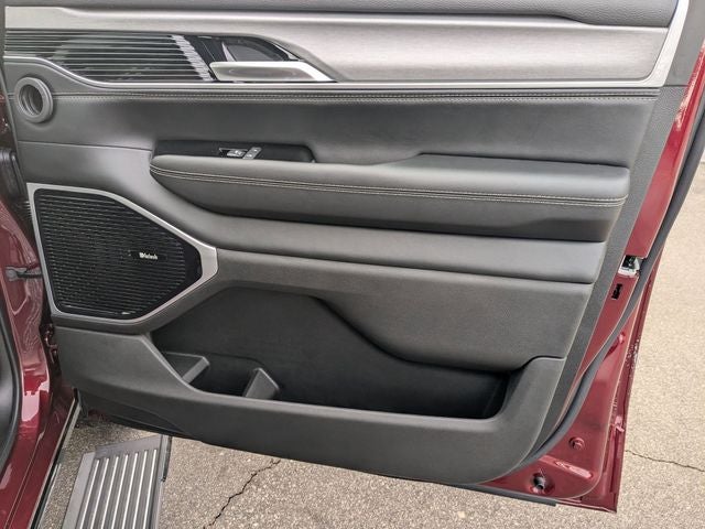 2026 Jeep Grand Wagoneer L Base