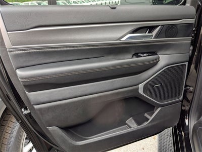 2025 Jeep Wagoneer L Series II