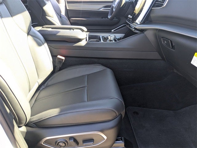 2026 Jeep Grand Wagoneer L Base