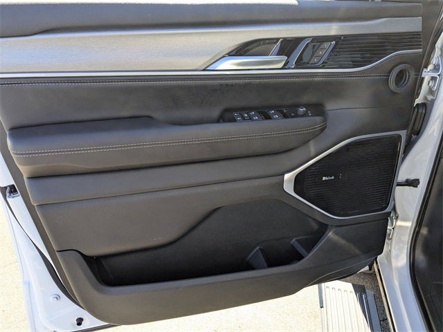 2026 Jeep Grand Wagoneer L Base