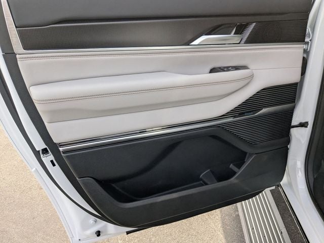 2026 Jeep Grand Wagoneer L Base