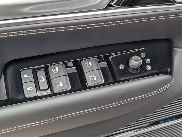 2026 Jeep Grand Wagoneer L Base