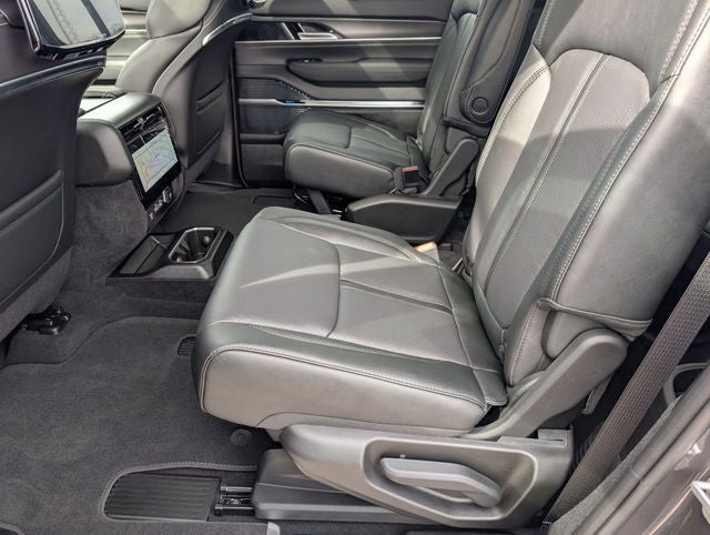 2026 Jeep Grand Wagoneer L Base