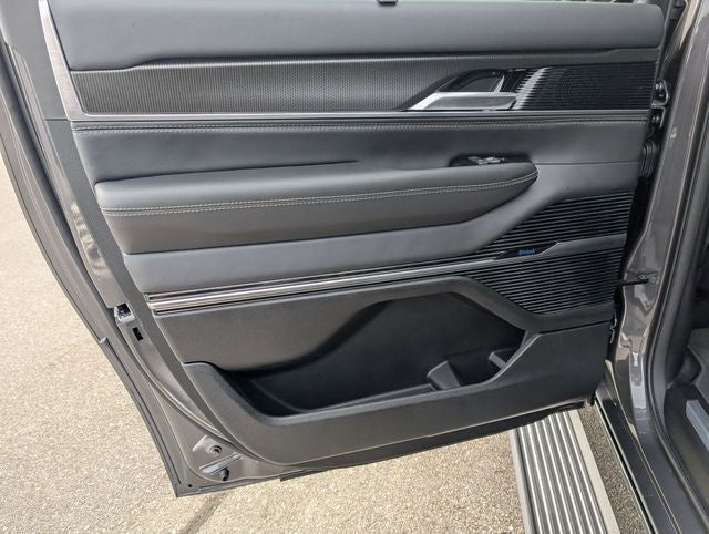 2026 Jeep Grand Wagoneer L Base