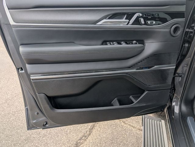 2026 Jeep Grand Wagoneer L Base