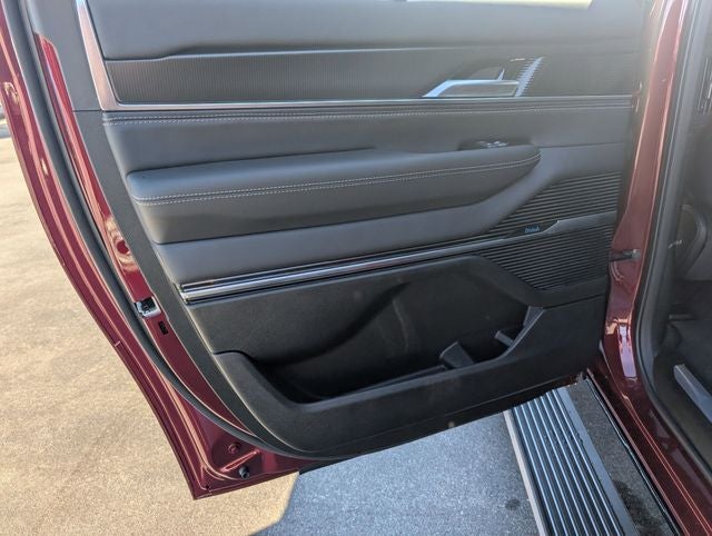 2026 Jeep Grand Wagoneer L Base