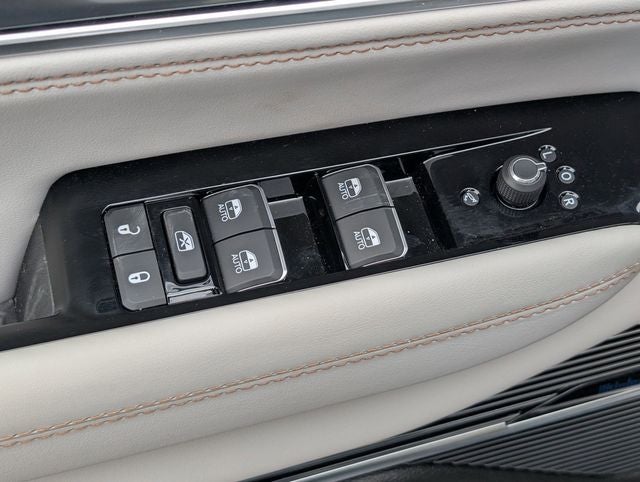 2026 Jeep Grand Wagoneer L Base