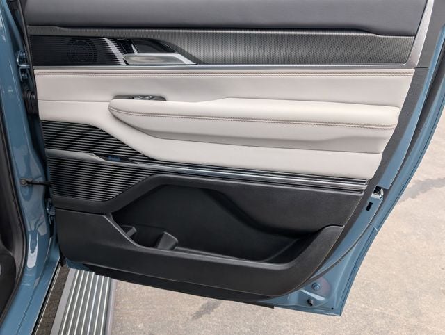 2026 Jeep Grand Wagoneer L Base