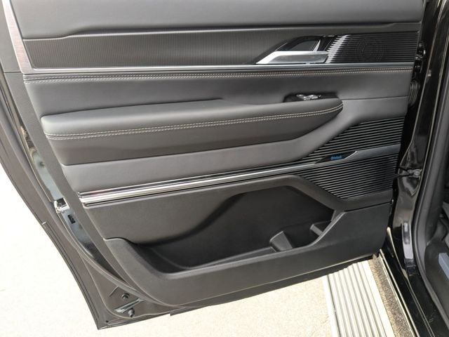 2026 Jeep Grand Wagoneer L Base