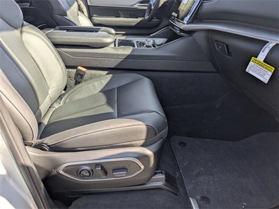 2026 Jeep Grand Wagoneer Base