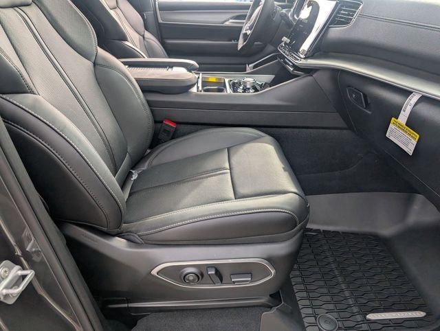 2026 Jeep Grand Wagoneer Upland