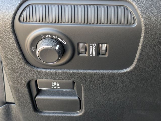 2026 Jeep Grand Wagoneer Base