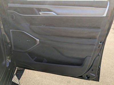 2026 Jeep Grand Wagoneer Base