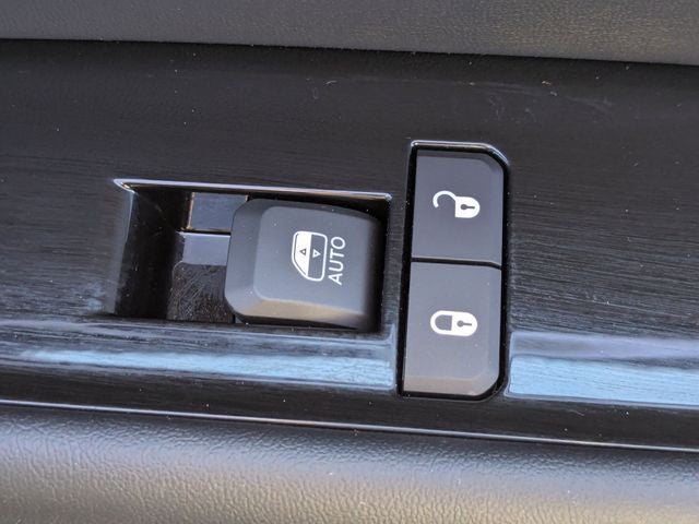 2026 Jeep Grand Wagoneer Base