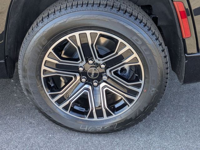 2026 Jeep Grand Wagoneer Base