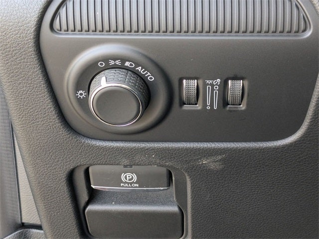 2026 Jeep Grand Wagoneer Base