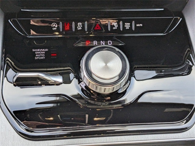 2026 Jeep Grand Wagoneer Base