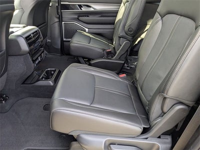 2026 Jeep Grand Wagoneer Base