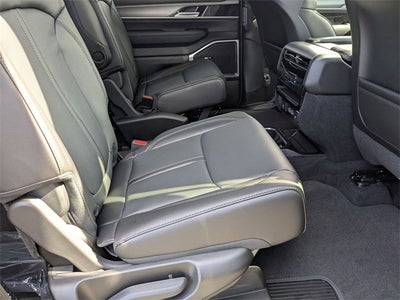 2026 Jeep Grand Wagoneer Base