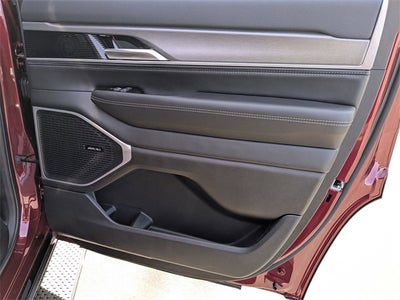 2026 Jeep Grand Wagoneer Base