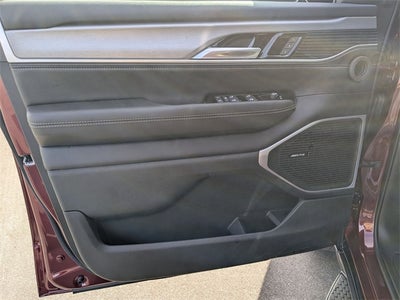 2026 Jeep Grand Wagoneer Base