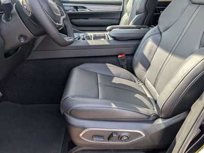 2026 Jeep Grand Wagoneer Altitude