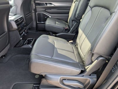 2026 Jeep Grand Wagoneer Altitude