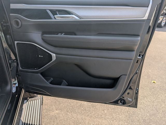 2026 Jeep Grand Wagoneer Altitude