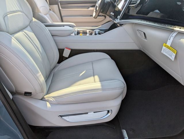 2026 Jeep Grand Wagoneer GRAND WAGONEER SUMMIT OBSIDIAN 4X4