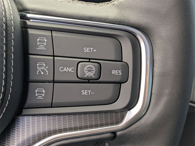 2026 Jeep Grand Wagoneer Base