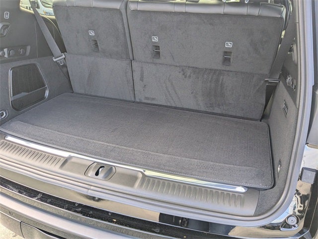 2026 Jeep Grand Wagoneer Base