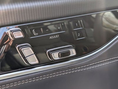 2026 Jeep Grand Wagoneer Base