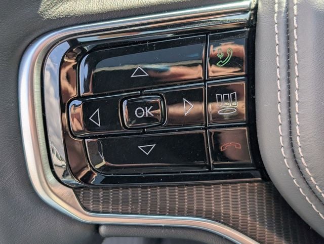 2026 Jeep Grand Wagoneer Base