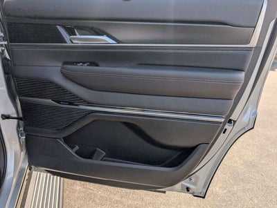 2026 Jeep Grand Wagoneer Base