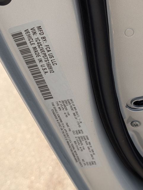 2026 Jeep Grand Wagoneer Base