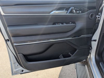 2026 Jeep Grand Wagoneer Base