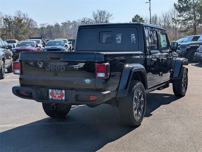 2026 Jeep Gladiator Sahara
