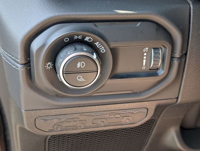 2026 Jeep Gladiator GLADIATOR MOJAVE X 4X4