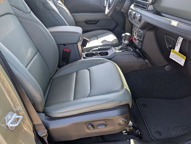 2026 Jeep Gladiator GLADIATOR MOJAVE X 4X4