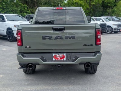 2026 RAM Ram 1500 RAM 1500 EXPRESS CREW CAB 4X4 5'7' BOX