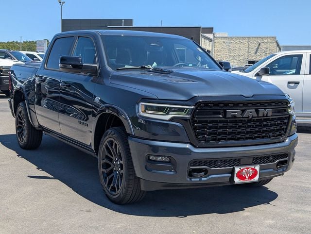 2026 RAM Ram 1500 RAM 1500 LIMITED CREW CAB 4X4 5'7' BOX