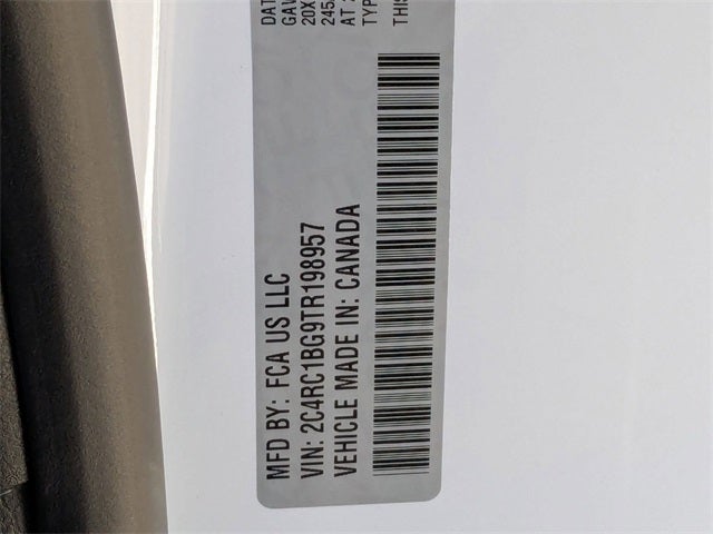 2026 Chrysler Pacifica Select