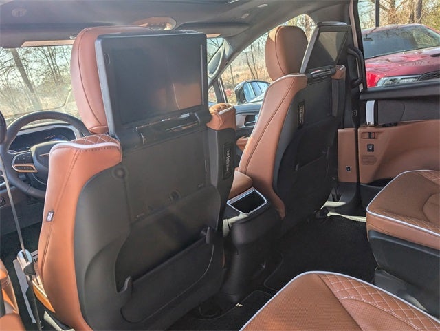 2026 Chrysler Pacifica Pinnacle