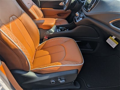 2026 Chrysler Pacifica Pinnacle