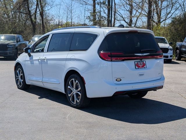 2026 Chrysler Pacifica Pinnacle