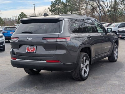 2026 Jeep Cherokee Overland
