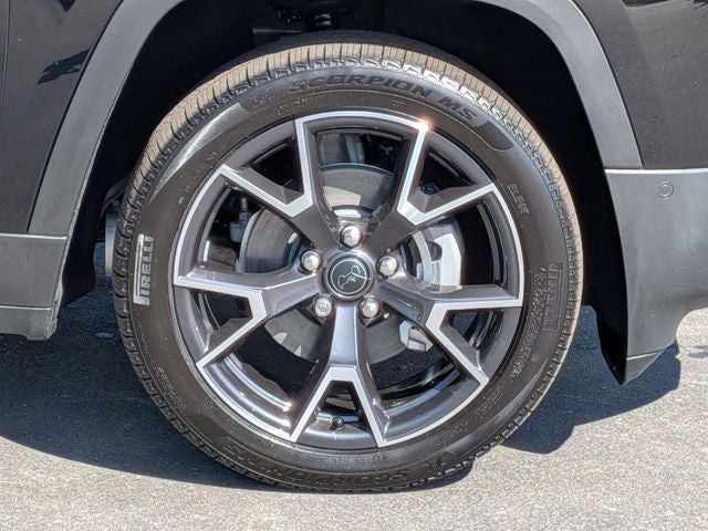 2026 Jeep Cherokee Overland