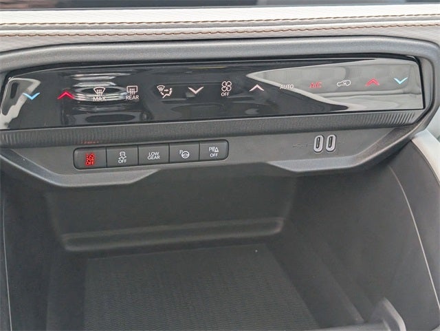 2026 Jeep Cherokee Overland